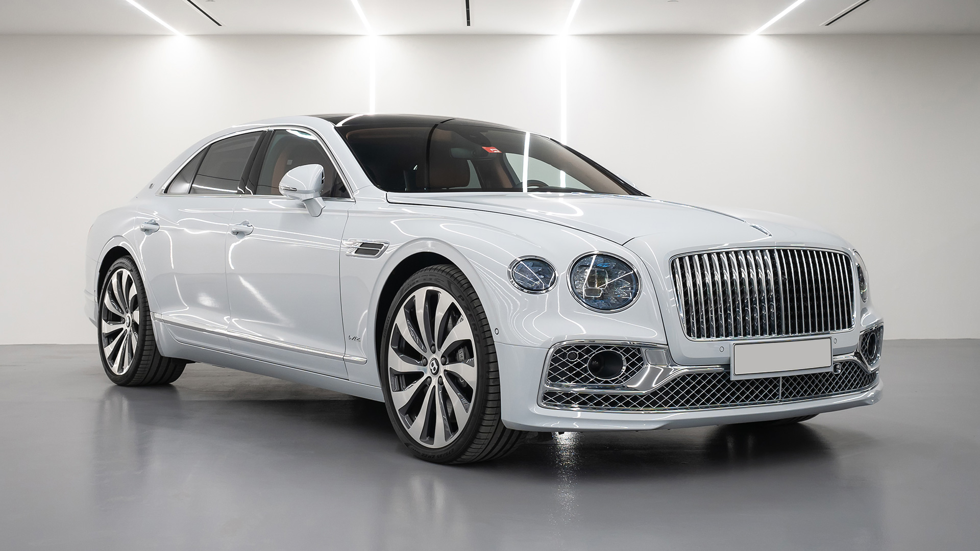 Bentley Flying Spur 2023 rental dubai