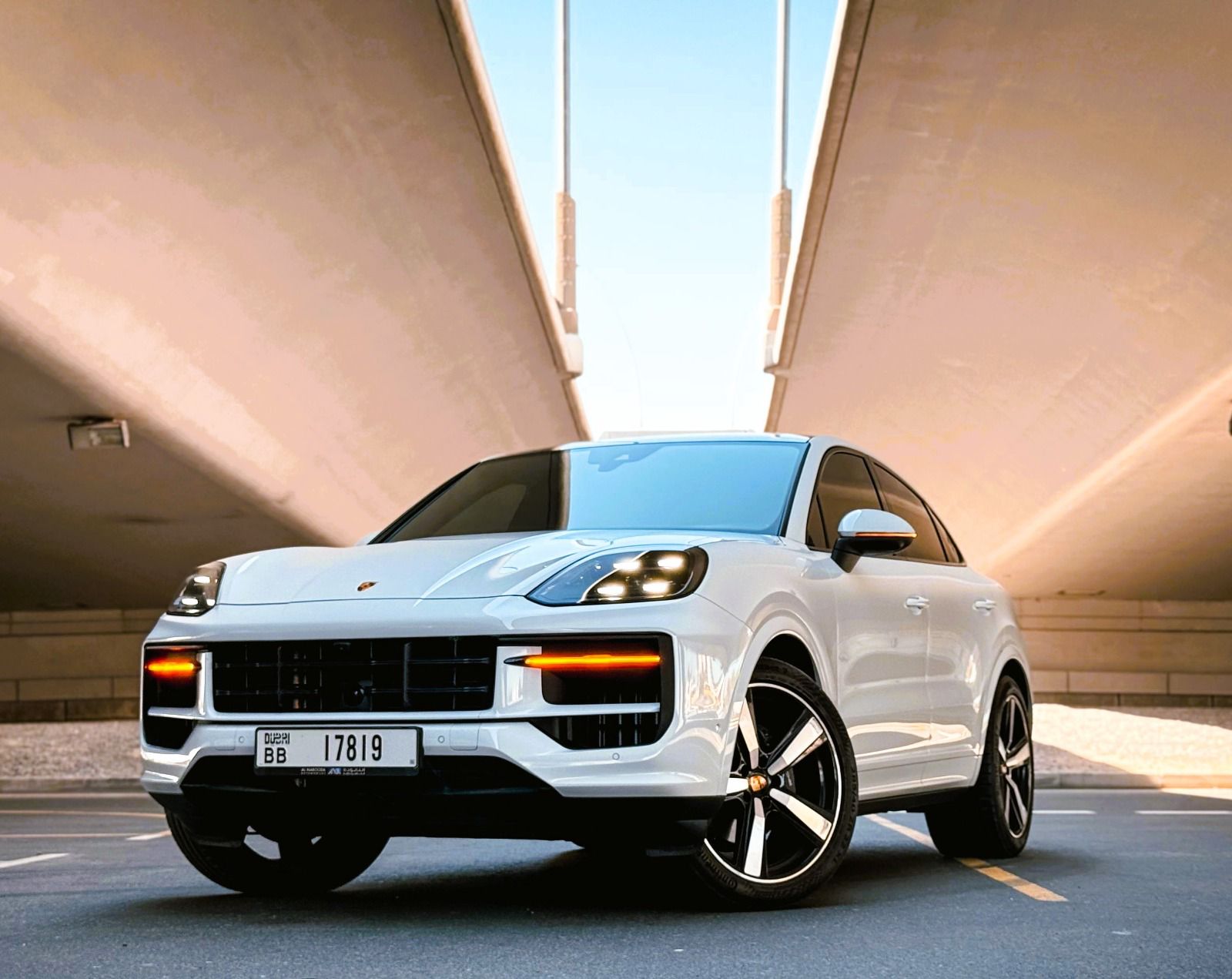 Porsche Macan 2024 2024 rental dubai