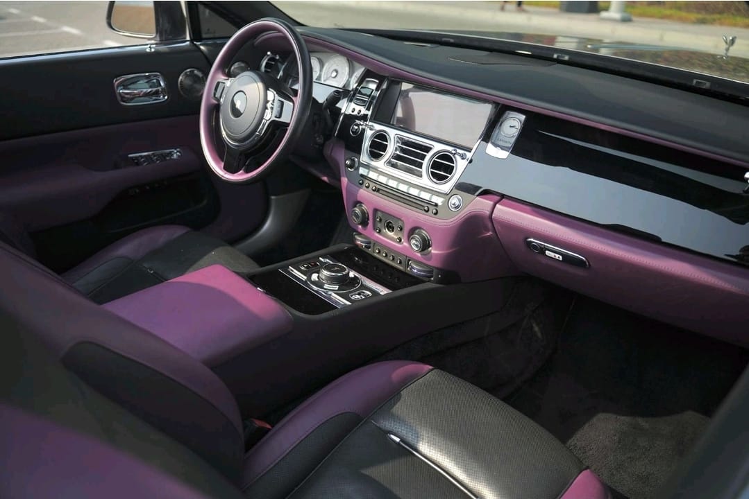 Rolls Royce Dawn    Silver 2023 Rental Dubai