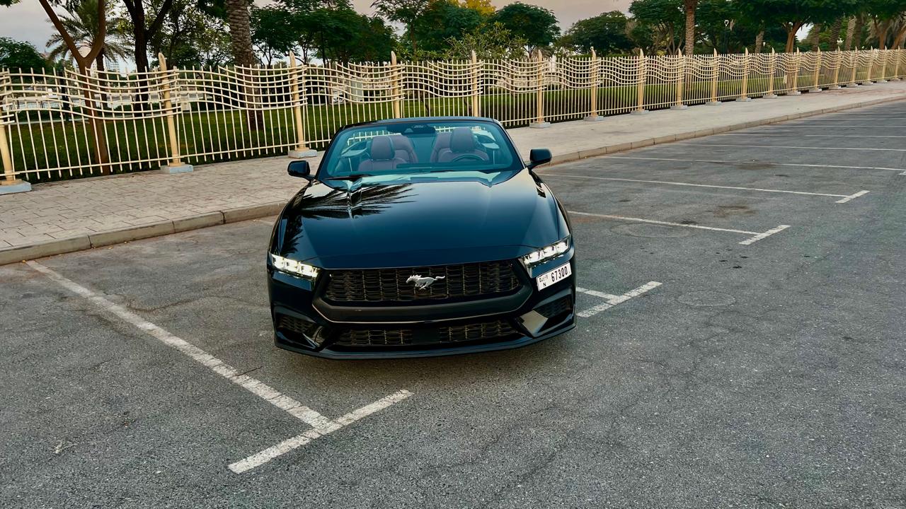 louer Ford Mustang Black  BLACK 