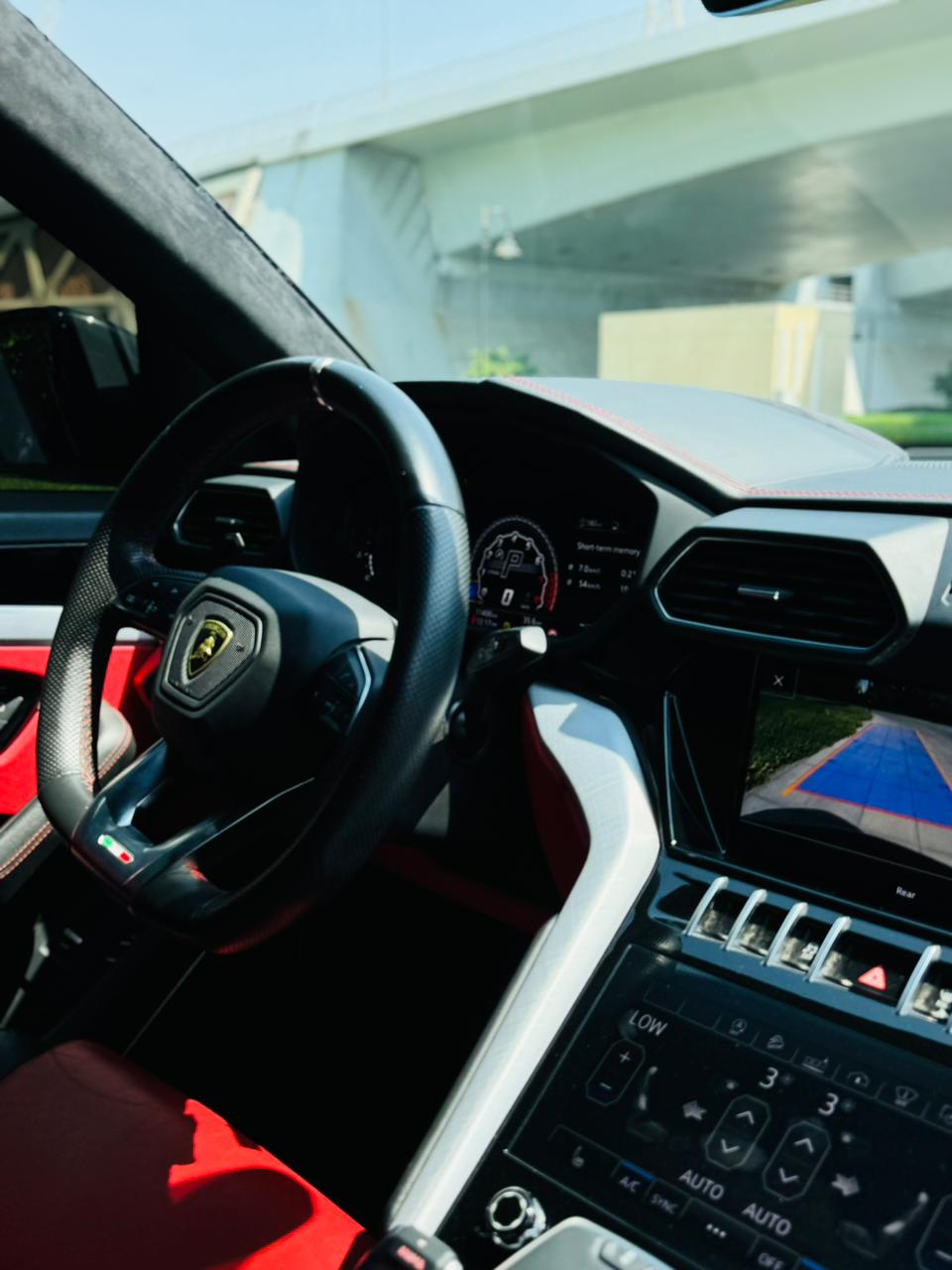 Lamborghini Urus 2025  BLACK 2025 Rental Dubai