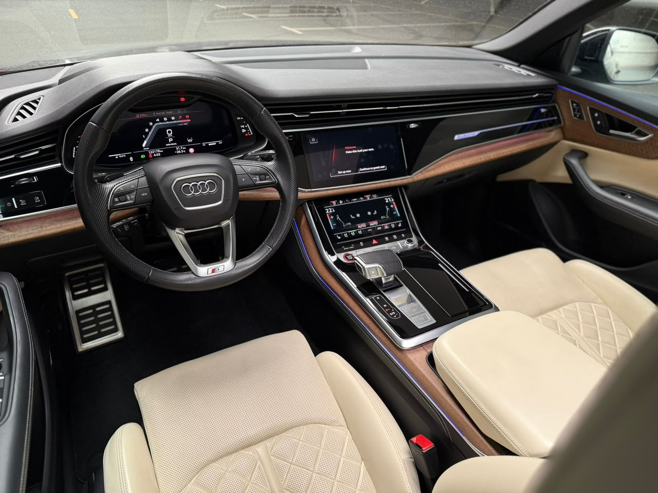 Audi SQ8   BLACK 2024 Rental Dubai