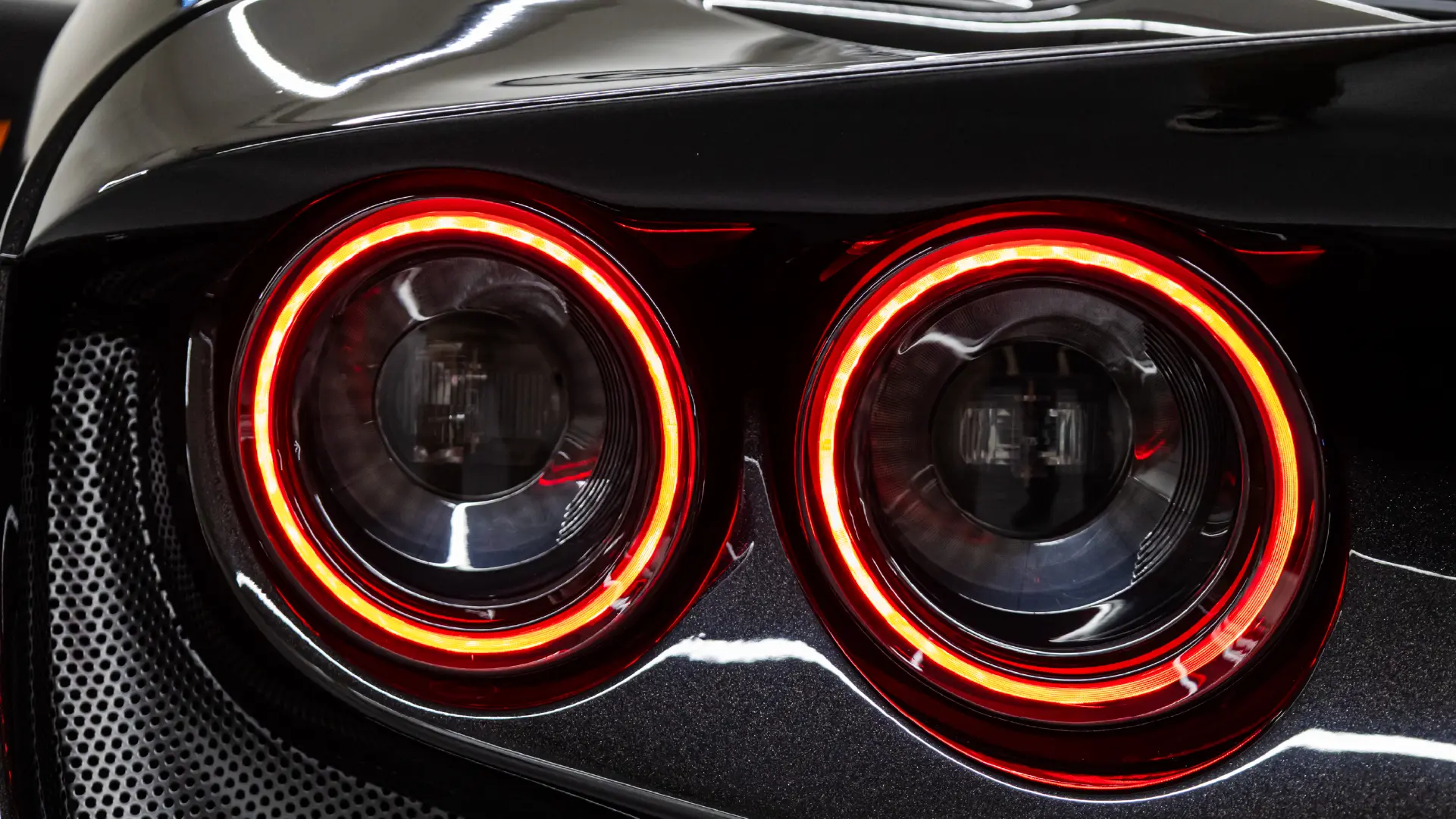 hire Ferrari F8 Spider 2024 in dubai