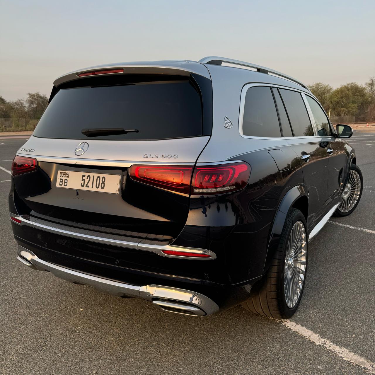 louer Mercedes GLS 600 Maybach 2021 à Dubaï