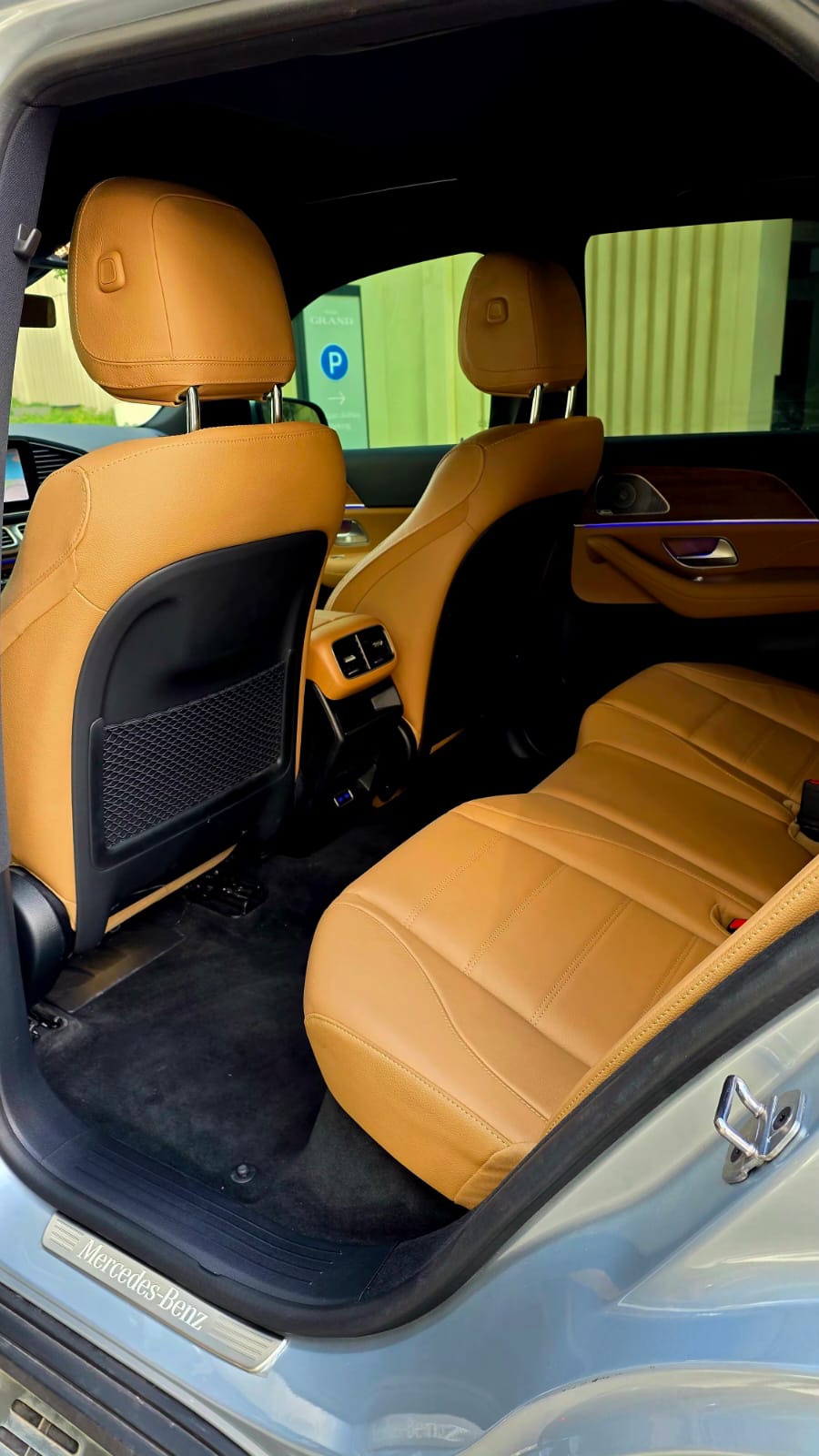hire Mercedes GLE 450 4MATIC  2025 in dubai