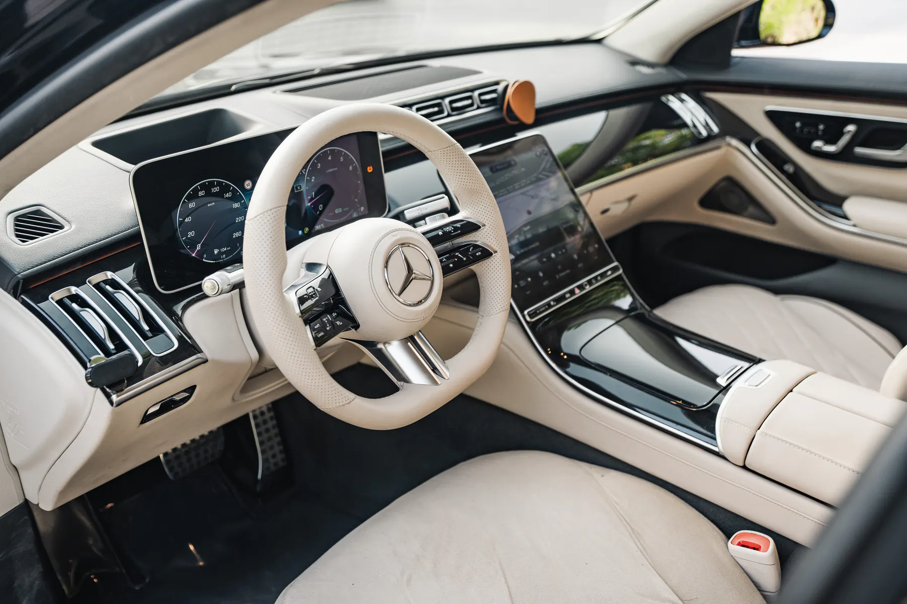 louer Mercedes S Class S500 With Driver  à Dubaï