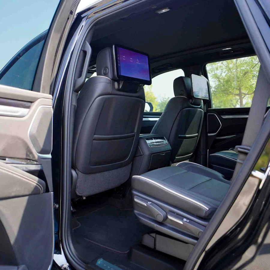 louer Cadillac Escalade  Black 2026 à Dubaï