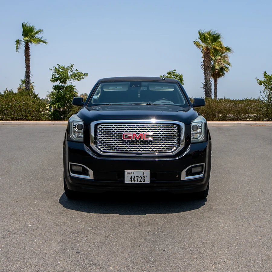 louer GMC Fendi Limo  à Dubaï