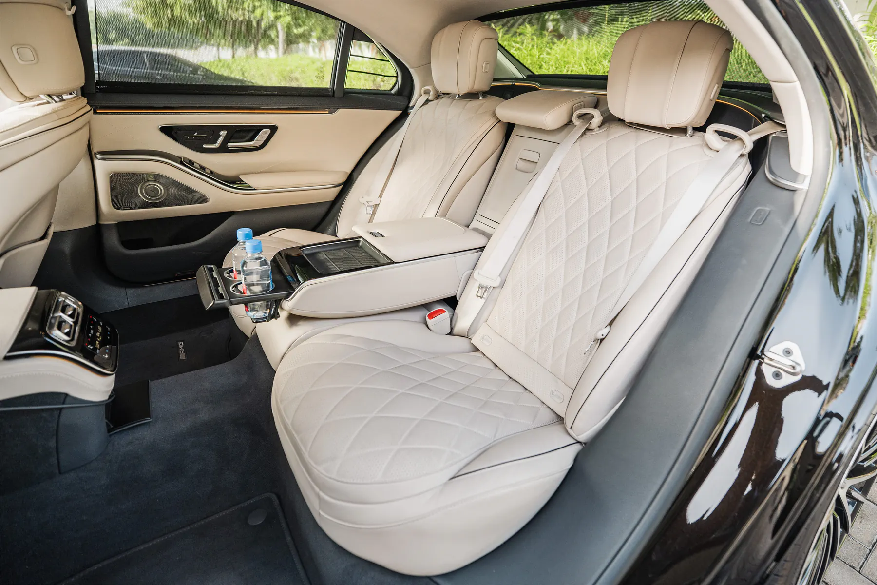 louer Mercedes S Class S500 With Driver  à Dubaï