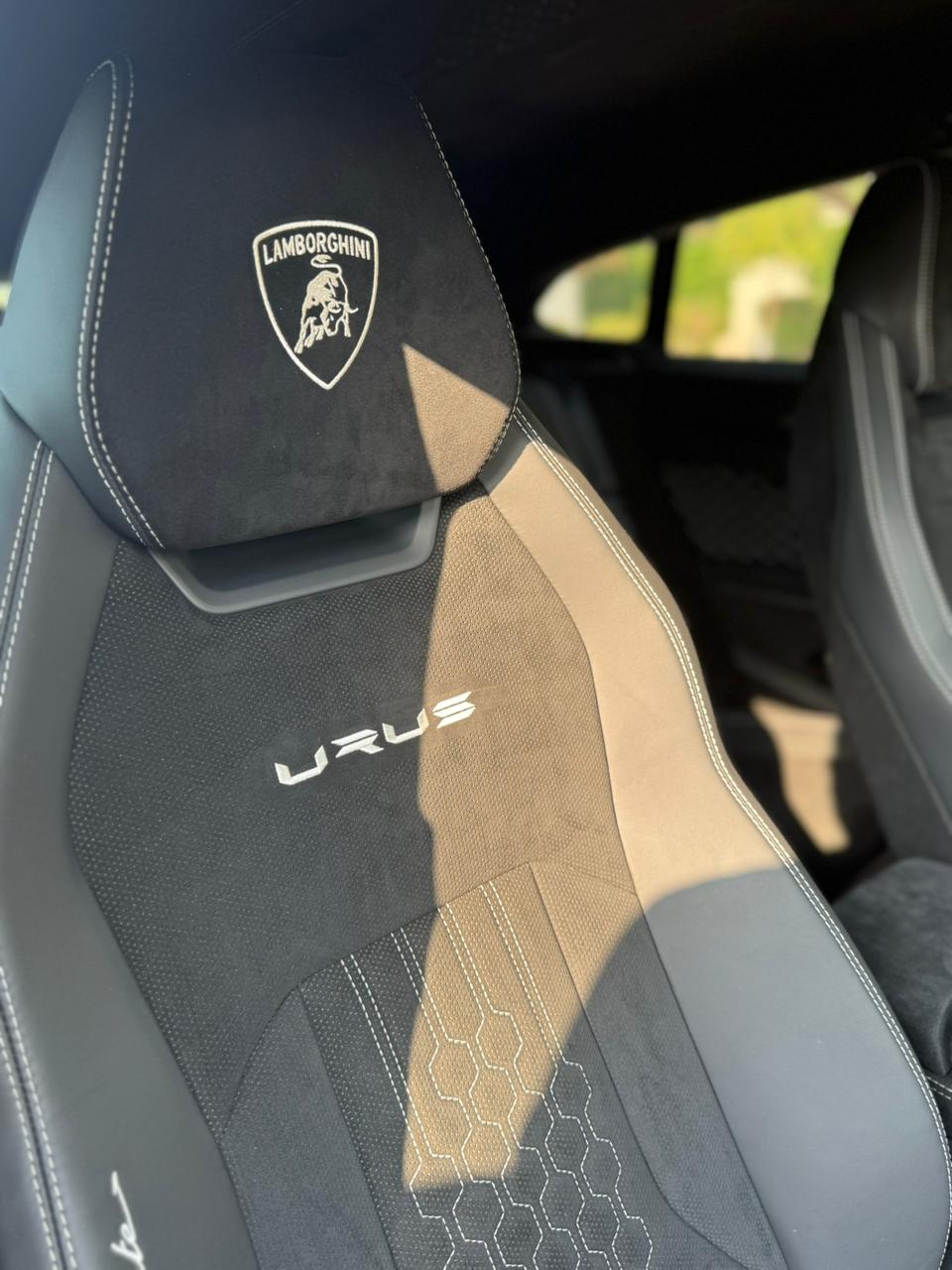 استئجار Lamborghini Urus Performant Green Color   أخضر 2024 فى دبي