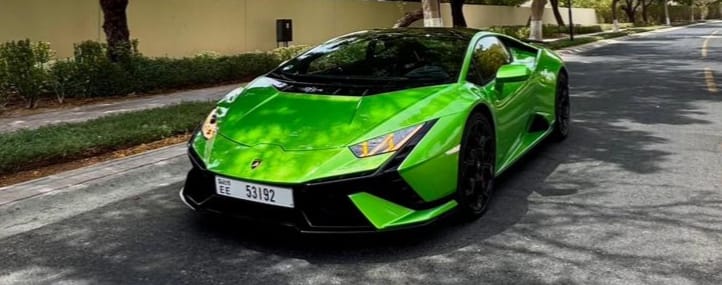 Lamborghini Huracan Evo coupe Best Price   GREEN 2024 Rental Dubai
