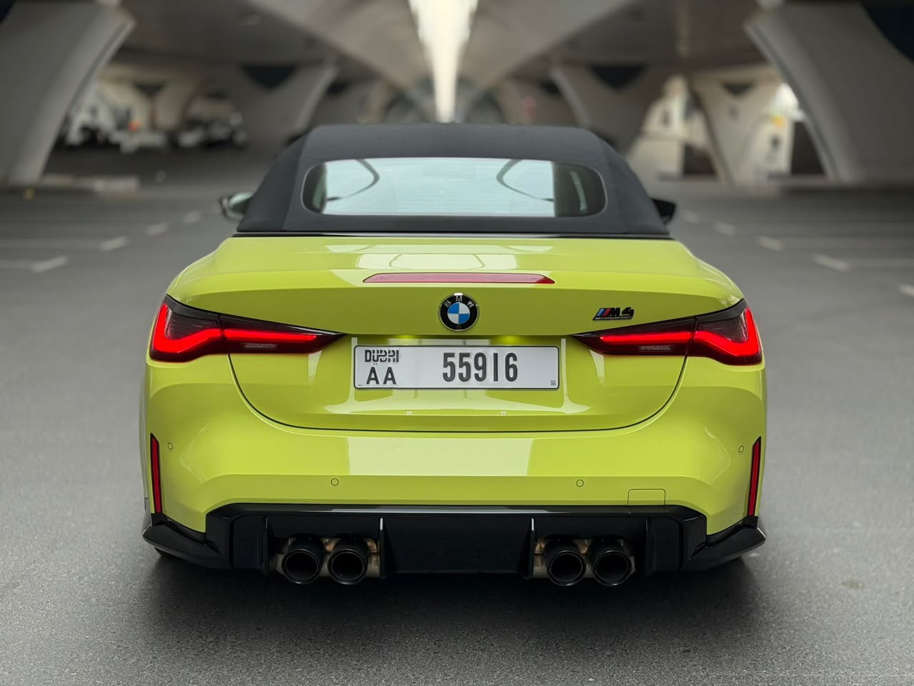 استئجار BMW M4 Competition Convertible  Lime Green color  أخضر 2024 فى دبي